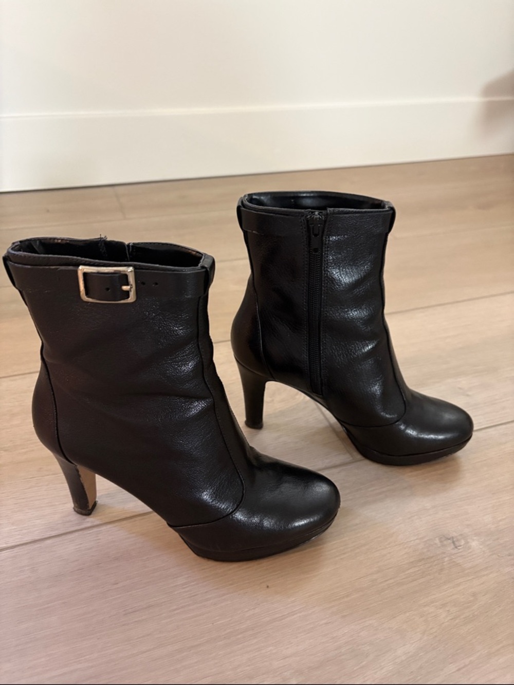 Nine West Black Leather Ankle Booties with Side Zip and Buckle